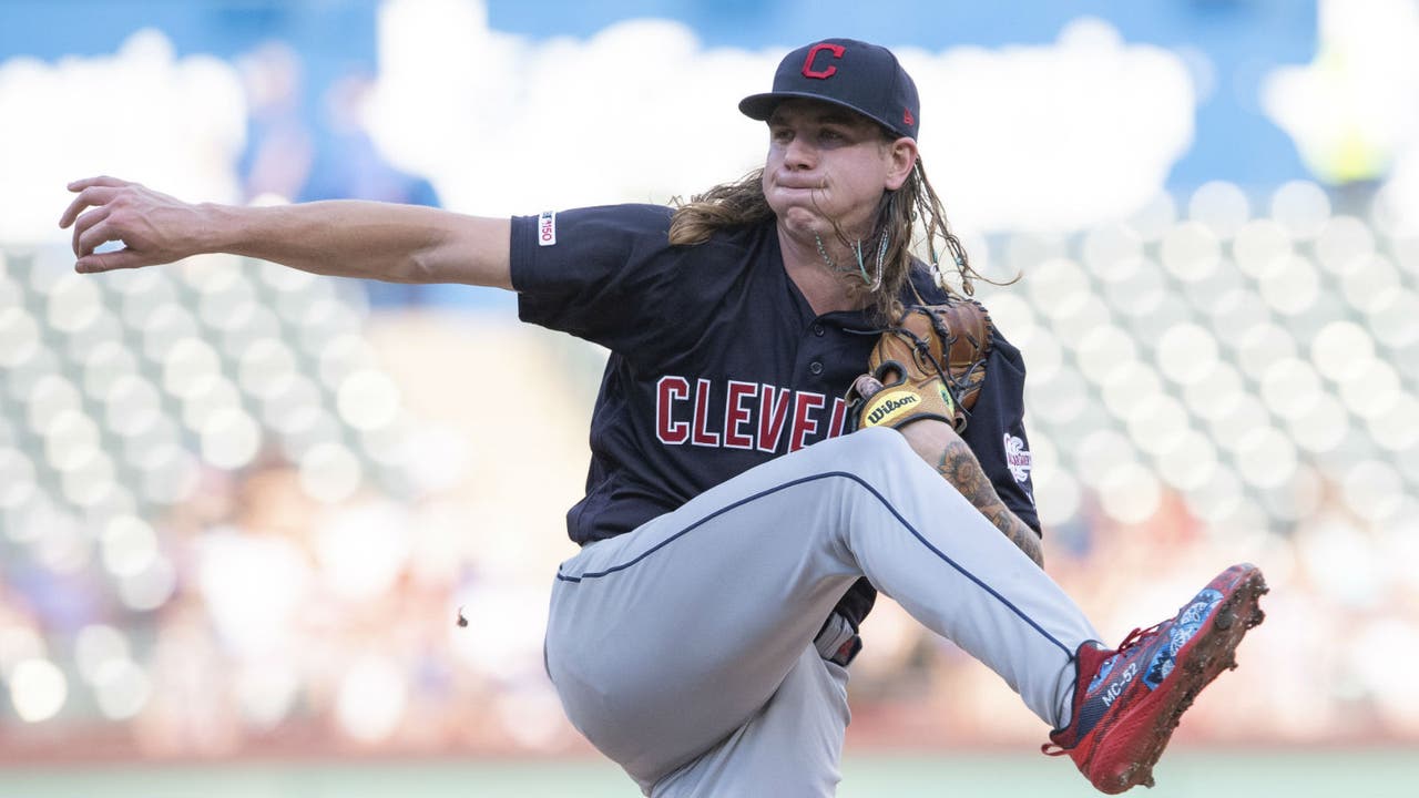Clevinger's return spoiled by Rangers, Indians fall 7-2